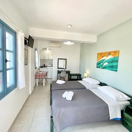 Asterias Mini Coastal Apartments Периволос Экстерьер фото