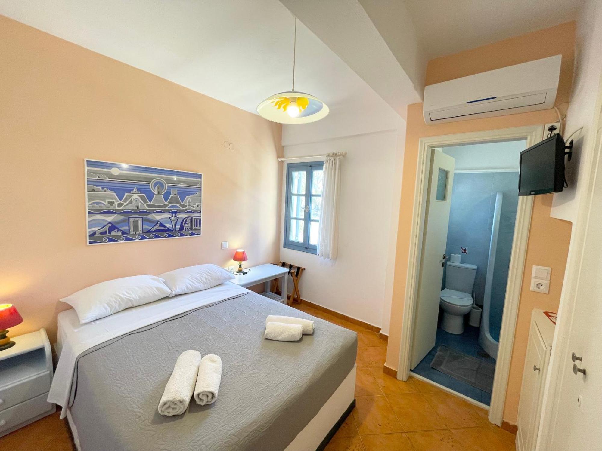 Asterias Mini Coastal Apartments Периволос Экстерьер фото