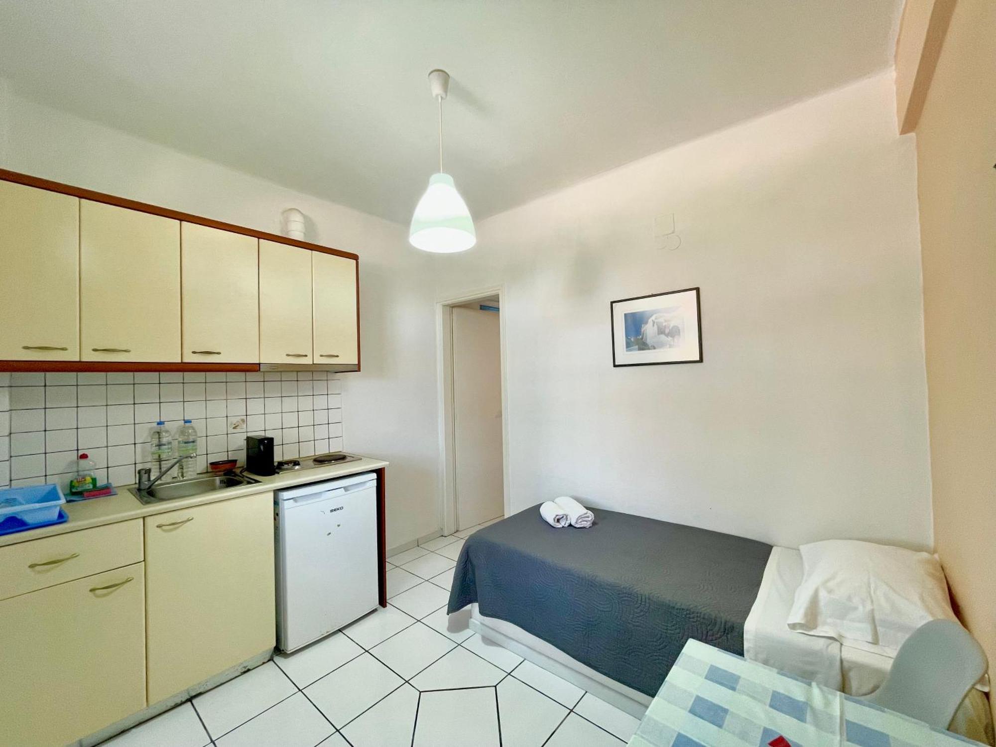 Asterias Mini Coastal Apartments Периволос Экстерьер фото